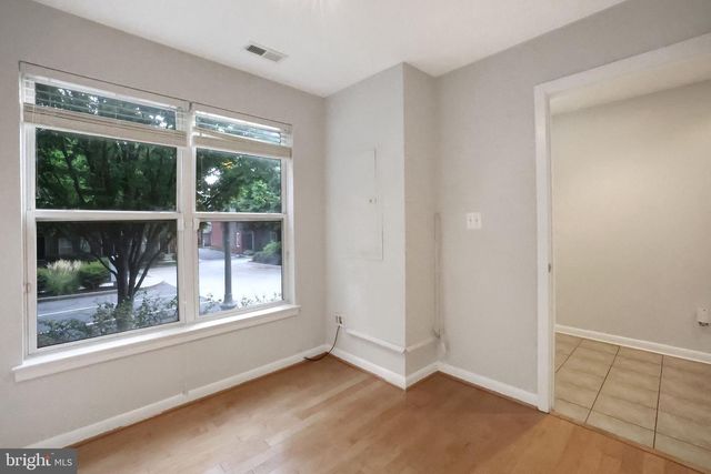 2133 12TH PL NW, Washington, DC 20009