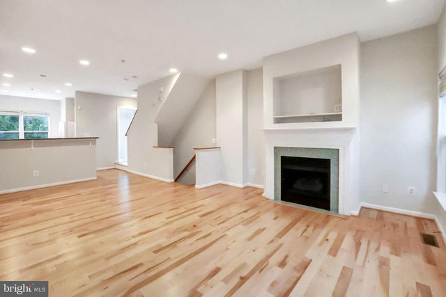 2133 12TH PL NW, Washington, DC 20009