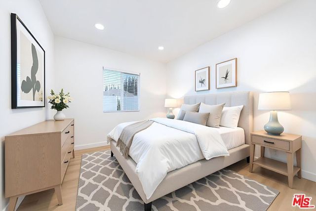 8446 Penfield Avenue, Winnetka, CA 91306