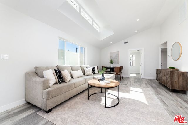 8446 Penfield Avenue, Winnetka, CA 91306