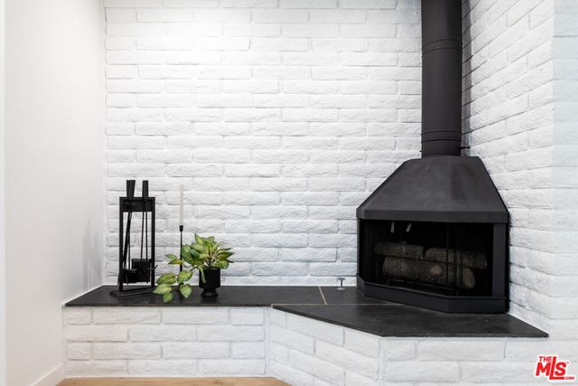 8446 Penfield Avenue, Winnetka, CA 91306