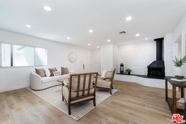 8446 Penfield Avenue, Winnetka, CA 91306