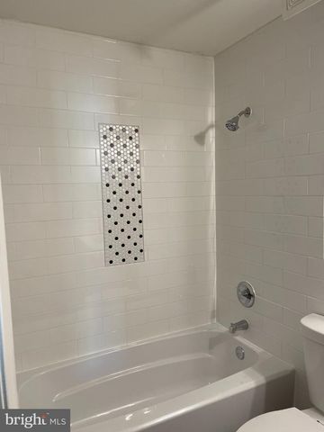 1490 BLOCKTON, Crofton, MD 21114