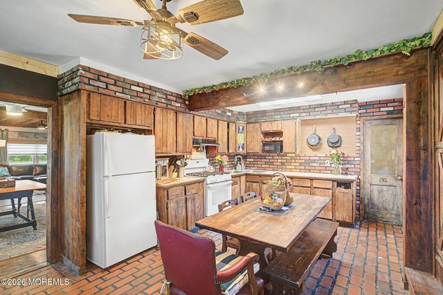 1714 Route 542, Egg Harbor City, NJ 08215
