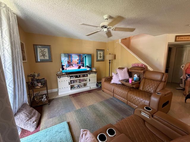 123 YACHT CLUB Way 111, Hypoluxo, FL 33462
