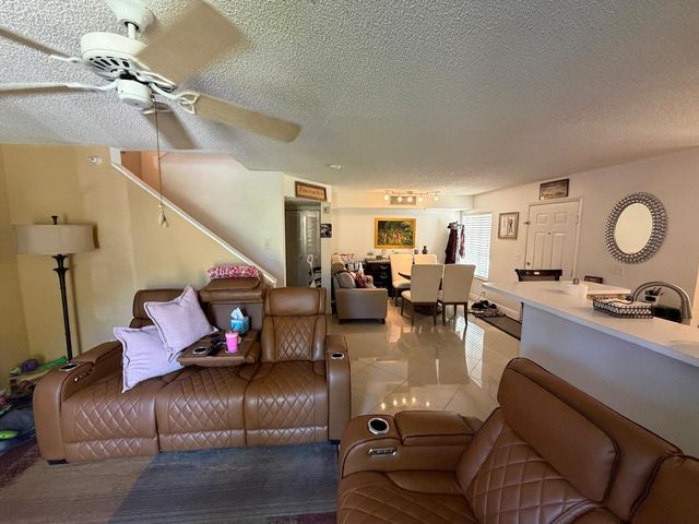 123 YACHT CLUB Way 111, Hypoluxo, FL 33462