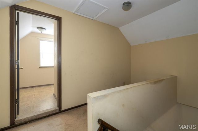 3716 Tholozan Avenue, St Louis, MO 63116