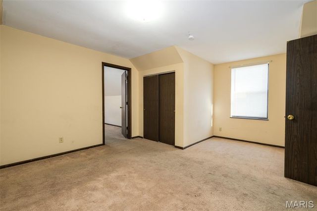 3716 Tholozan Avenue, St Louis, MO 63116