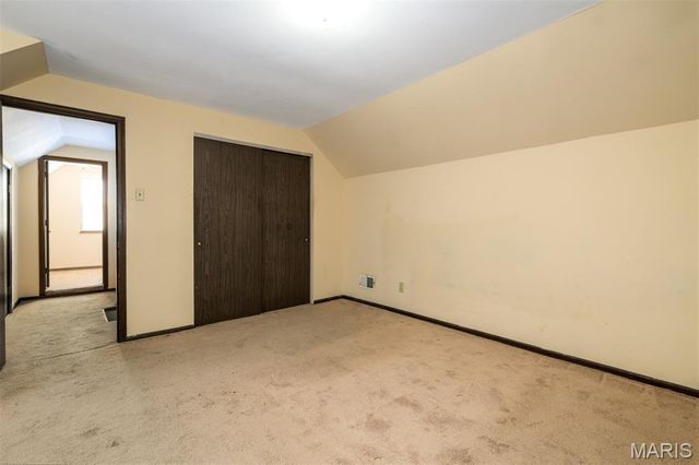 3716 Tholozan Avenue, St Louis, MO 63116