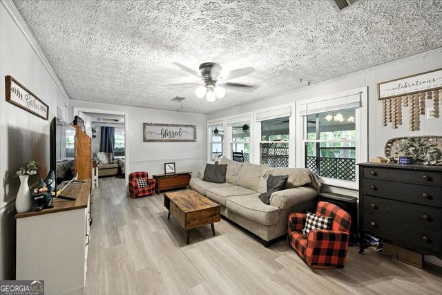 44 Penn Drive, Jackson, GA 30233