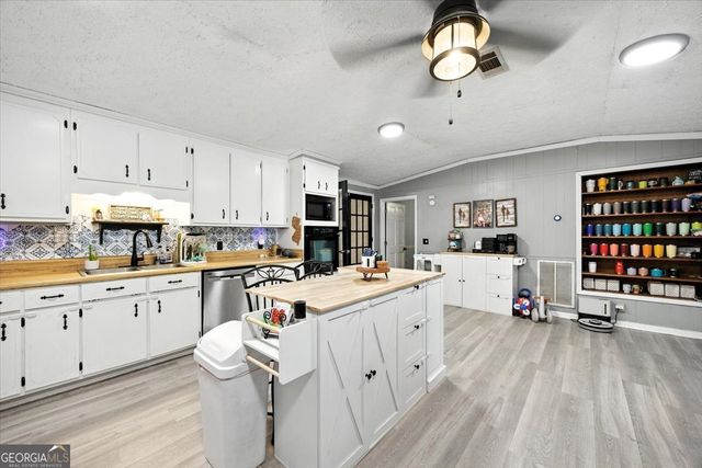 44 Penn Drive, Jackson, GA 30233