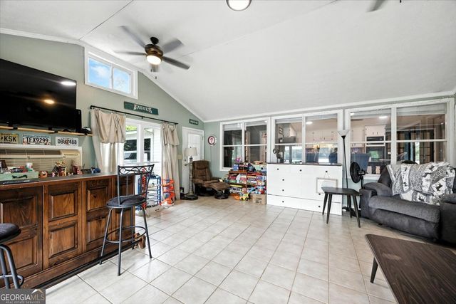 44 Penn Drive, Jackson, GA 30233