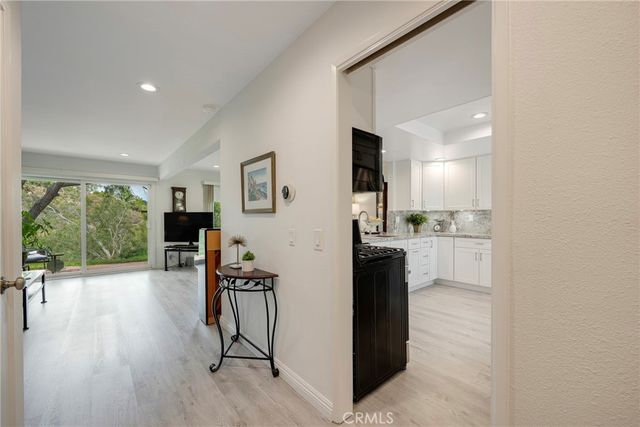 5548 E Vista del Amigo, Anaheim Hills, CA 92807