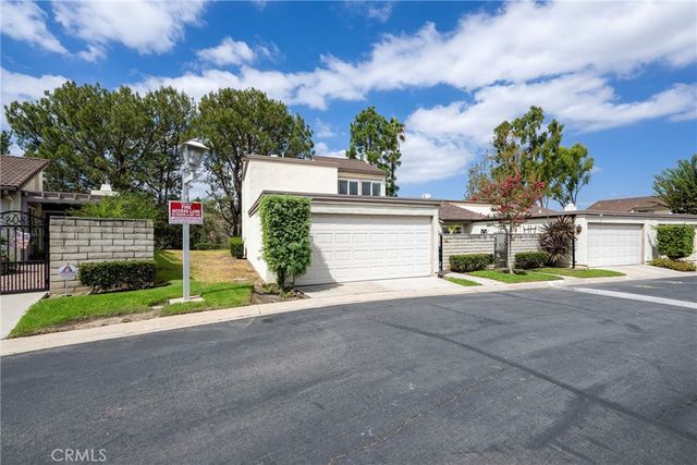 5548 E Vista del Amigo, Anaheim Hills, CA 92807