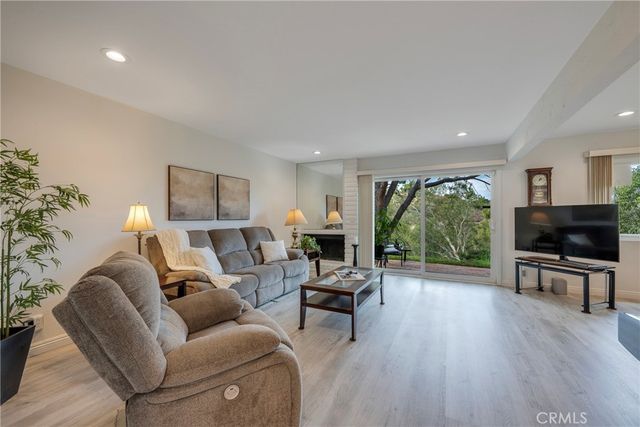 5548 E Vista del Amigo, Anaheim Hills, CA 92807