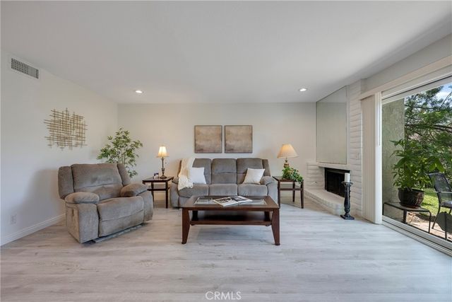 5548 E Vista del Amigo, Anaheim Hills, CA 92807