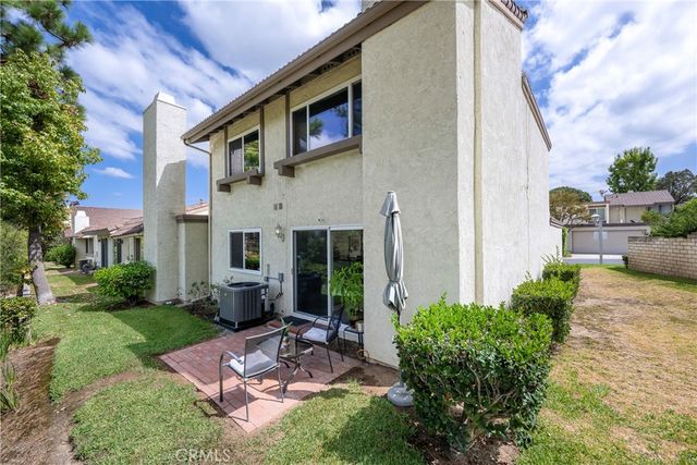 5548 E Vista del Amigo, Anaheim Hills, CA 92807