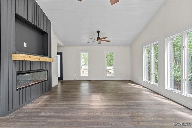 113 Rappa Run Rd, Topping, VA 23169