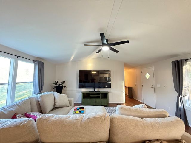 3074 S Fm 1486 Road, Montgomery, TX 77316