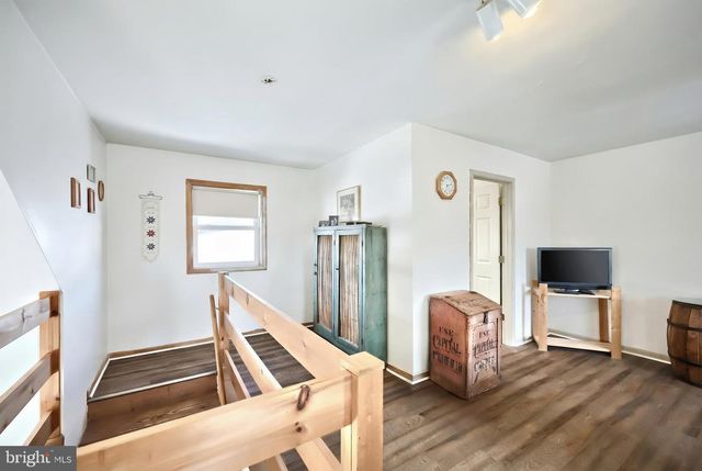 1198 TRINITY NORTH RD, Wrightsville, PA 17368