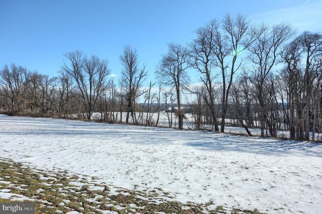 1198 TRINITY NORTH RD, Wrightsville, PA 17368