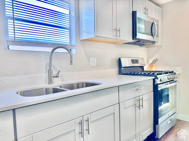 274 W EASTGATE DR, Sandy, UT 84070