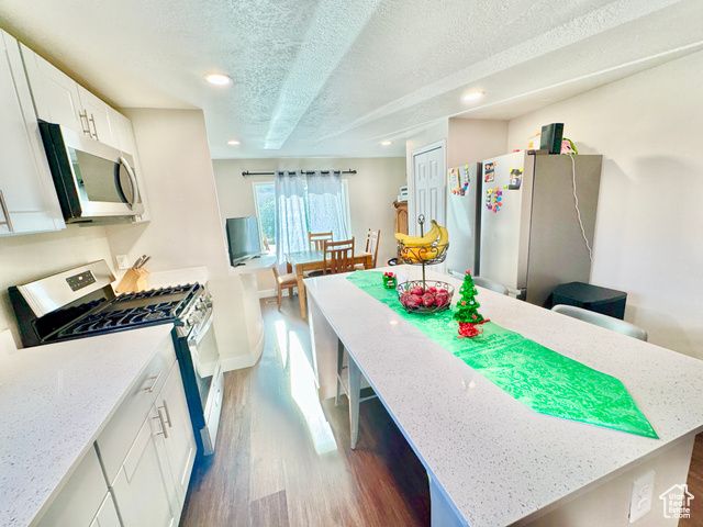274 W EASTGATE DR, Sandy, UT 84070