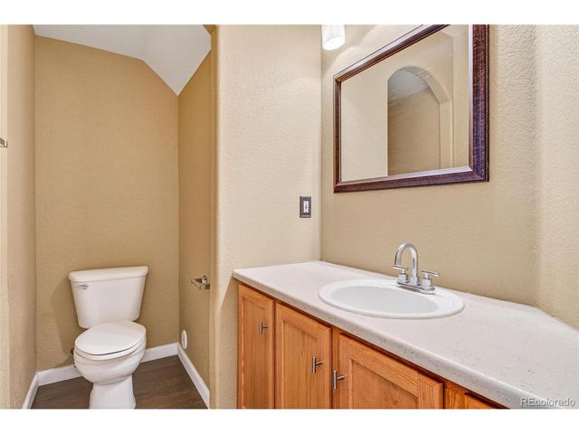 14400 Albrook Dr 55, Denver, CO 80239