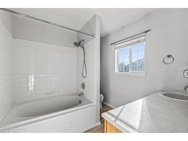 14400 Albrook Dr 55, Denver, CO 80239