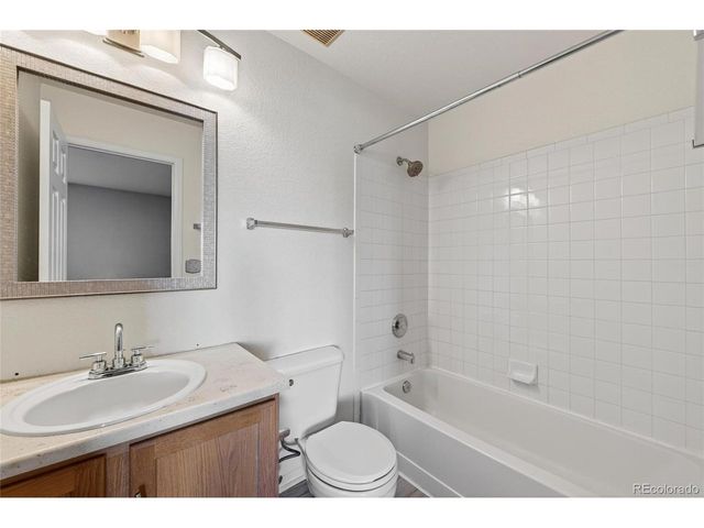 14400 Albrook Dr 55, Denver, CO 80239