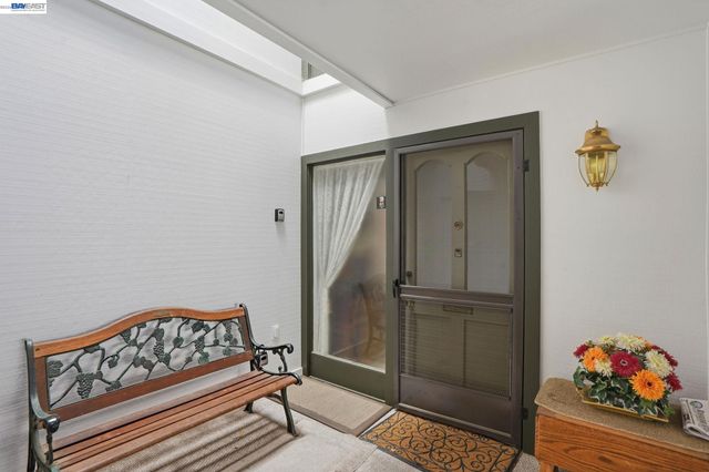 1732 Oakmont Dr 4, Walnut Creek, CA 94595