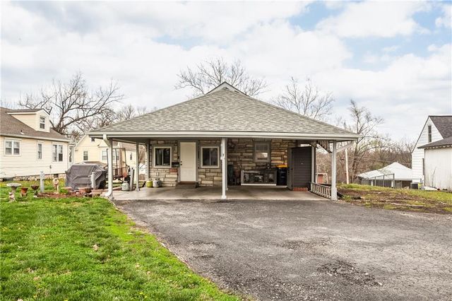 622 Dunbar Avenue, Excelsior Springs, MO 64024