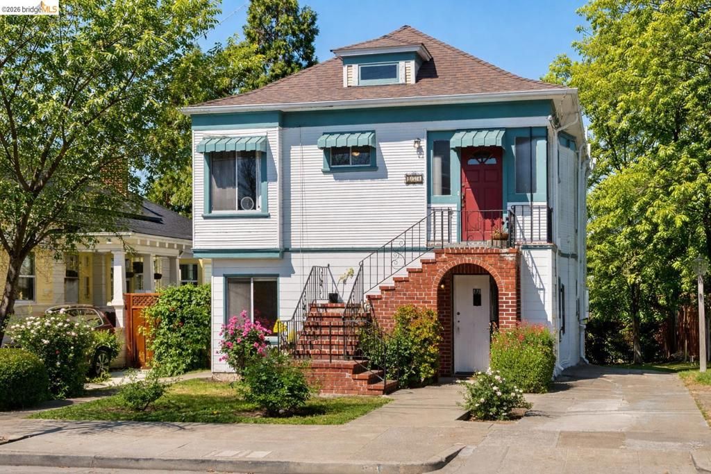 880 52nd St, Oakland, CA 94608