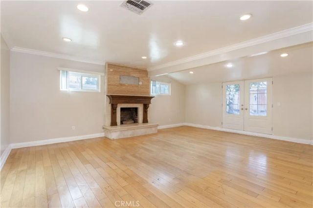 8855 Tyrone Avenue, Panorama City, CA 91402