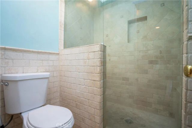 8855 Tyrone Avenue, Panorama City, CA 91402