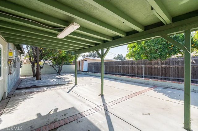8855 Tyrone Avenue, Panorama City, CA 91402