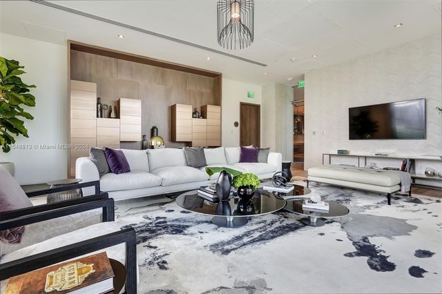 480 NE 31st St 2202, Miami, FL 33137