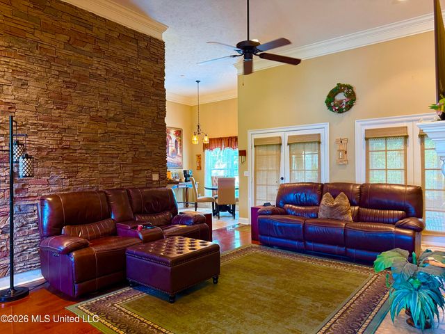 112 Elizabeth Drive, Brandon, MS 39042
