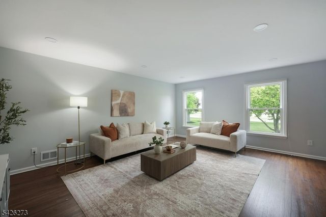 77 Ridgeview Dr, Montgomery Twp., NJ 08502