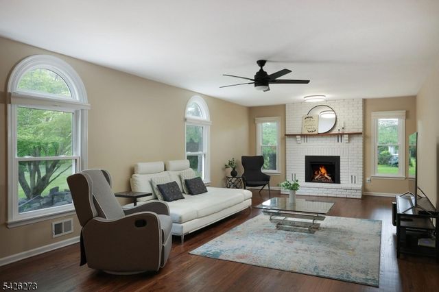 77 Ridgeview Dr, Montgomery Twp., NJ 08502