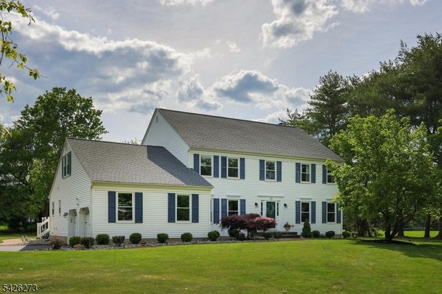 77 Ridgeview Dr, Montgomery Twp., NJ 08502