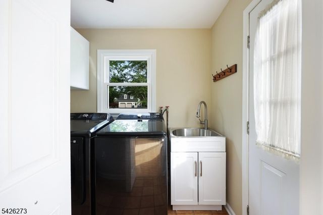 77 Ridgeview Dr, Montgomery Twp., NJ 08502
