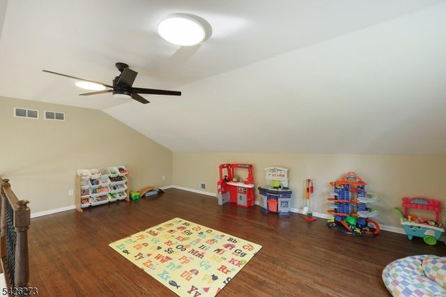 77 Ridgeview Dr, Montgomery Twp., NJ 08502