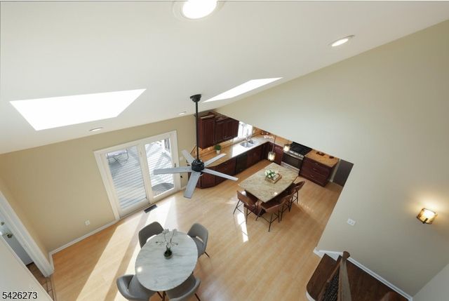 77 Ridgeview Dr, Montgomery Twp., NJ 08502