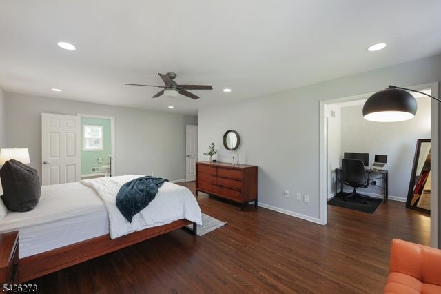 77 Ridgeview Dr, Montgomery Twp., NJ 08502