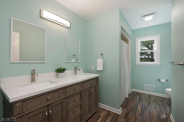 77 Ridgeview Dr, Montgomery Twp., NJ 08502