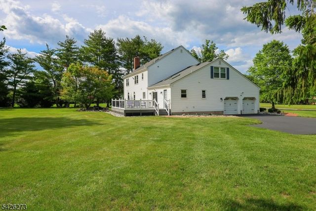 77 Ridgeview Dr, Montgomery Twp., NJ 08502