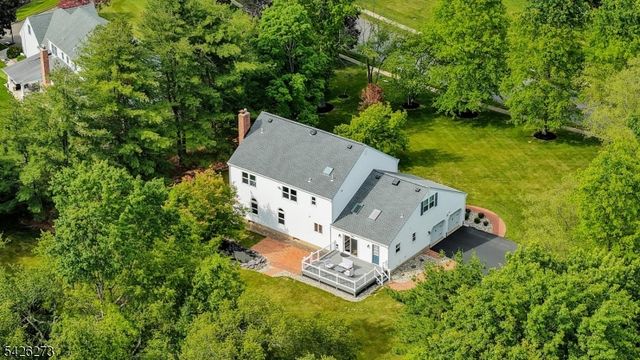 77 Ridgeview Dr, Montgomery Twp., NJ 08502