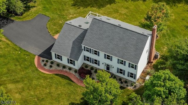 77 Ridgeview Dr, Montgomery Twp., NJ 08502