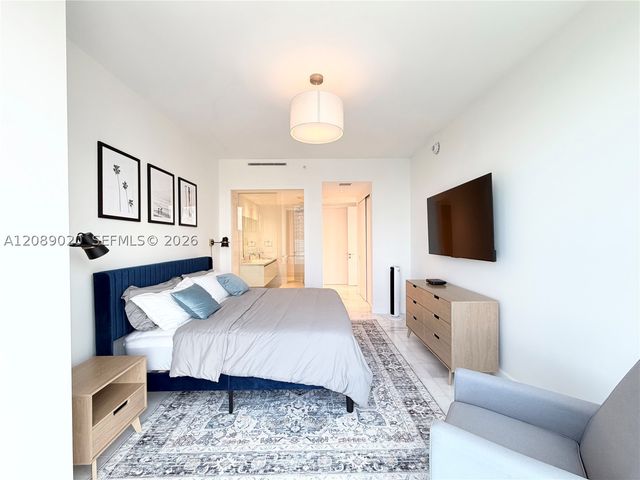 700 NE 26th Ter 2406, Miami, FL 33137
